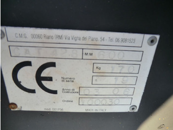 Graafbak Caterpillar 428 Benna con denti per retroescavaore terna, larghezza mm 600, peso kg 170, anno di costruzione 03/06.: afbeelding 3 Graafbak Caterpillar 428 Benna con denti per retroescavaore terna, larghezza mm 600, peso kg 170, anno di costruzione 03/06.: afbeelding 3