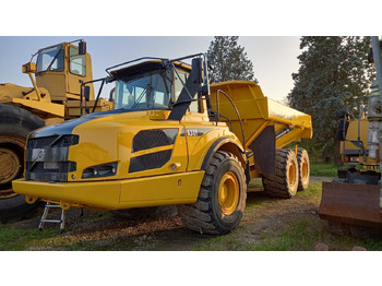Kiepwagen met knikbesturing VOLVO A30