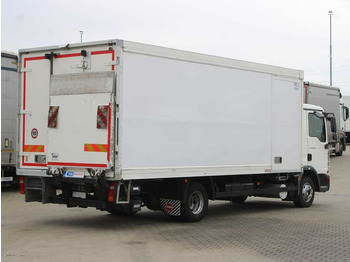 Koelwagen vrachtwagen MAN TGL 12.210, EURO 4, HYDRAULIC FRONT, CARRIER SUPRA 850 Mt, 2X EVAPORATOR: afbeelding 4