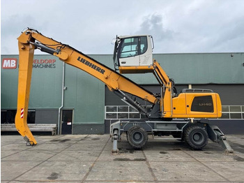 Overslagkraan LIEBHERR LH 40 M