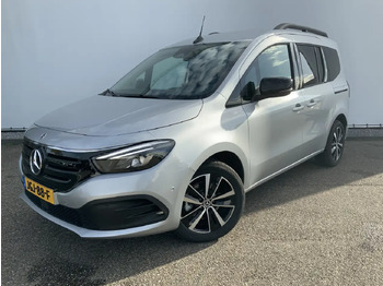 Personenwagen MERCEDES-BENZ