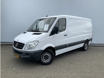 Gesloten bestelwagen MERCEDES-BENZ Sprinter 311