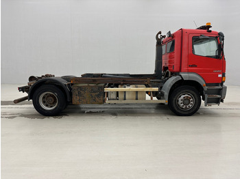 Haakarmsysteem vrachtwagen Mercedes-Benz Atego 1828: afbeelding 4