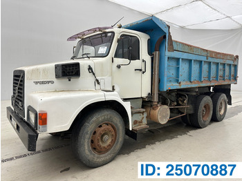 Kipper vrachtwagen VOLVO N10