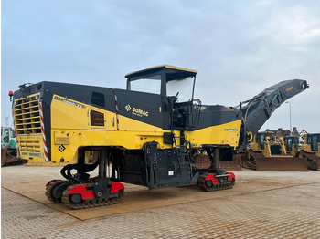 Asfaltmachine BOMAG