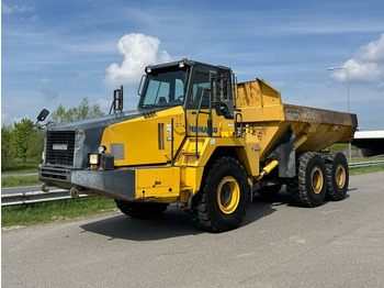 Kiepwagen met knikbesturing KOMATSU HM300