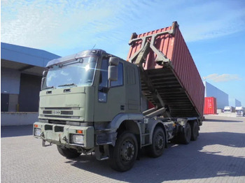 Haakarmsysteem vrachtwagen IVECO EuroTrakker