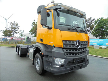 Nieuw Chassis vrachtwagen Mercedes-Benz Arocs AROCS 2848 6X2 MET FABRIEKS GARANTIE: afbeelding 2 Nieuw Chassis vrachtwagen Mercedes-Benz Arocs AROCS 2848 6X2 MET FABRIEKS GARANTIE: afbeelding 2