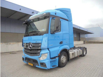 Trekker MERCEDES-BENZ Actros 1840