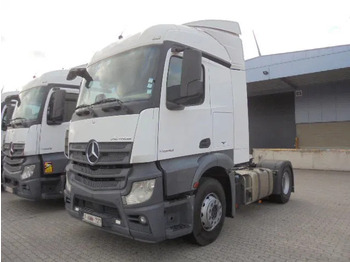 Trekker MERCEDES-BENZ Actros 1943