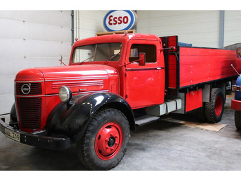 Vrachtwagen met open laadbak VOLVO