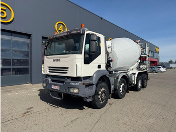 Betonmixer IVECO Trakker