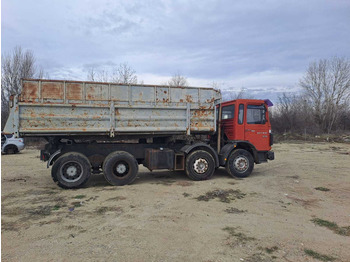 Kipper vrachtwagen MAN 32.331 dump truck: afbeelding 2
