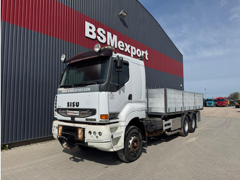 Vrachtwagen met open laadbak SISU