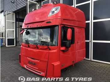 Cabine en interieur DAF XF 106