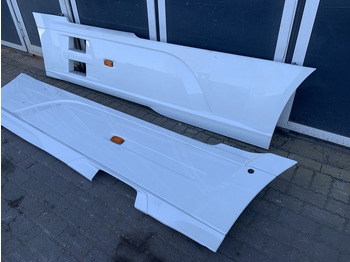Carrosserie en exterieur voor Vrachtwagen DAF XF106 Sideskirt Set DAF 1903109: afbeelding 2 Carrosserie en exterieur voor Vrachtwagen DAF XF106 Sideskirt Set DAF 1903109: afbeelding 2