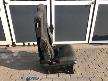 Zitplaats voor Vrachtwagen Mercedes-Benz Actros MP4 Chauffeursstoel Mercedes A 960 910 47 01: afbeelding 4 Zitplaats voor Vrachtwagen Mercedes-Benz Actros MP4 Chauffeursstoel Mercedes A 960 910 47 01: afbeelding 4