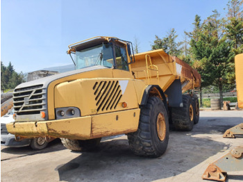 Kiepwagen met knikbesturing VOLVO A40D