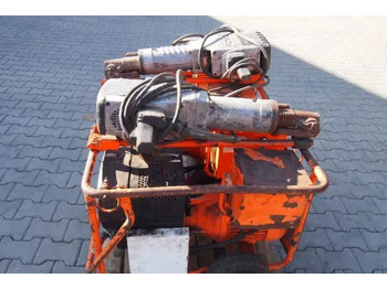 Bouwmaterieel Agregat Bosch 2006 i Młot do kucia: afbeelding 3 Bouwmaterieel Agregat Bosch 2006 i Młot do kucia: afbeelding 3