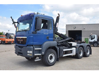 Haakarmsysteem vrachtwagen MAN TGS 33.440