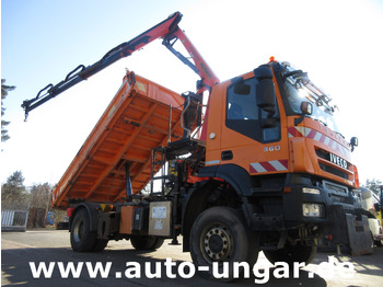 Kipper vrachtwagen IVECO Trakker
