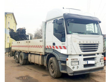 Vrachtwagen met open laadbak IVECO Stralis 420