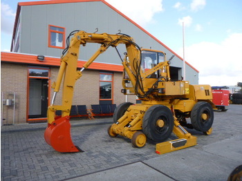 Mobiele graafmachine MECALAC