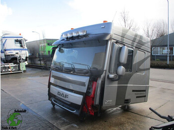 Cabine en interieur DAF XF 106