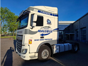 Trekker DAF XF 106 460