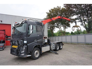 Houttransport VOLVO FH16 750