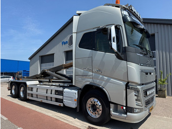 Haakarmsysteem vrachtwagen VOLVO FH16 750