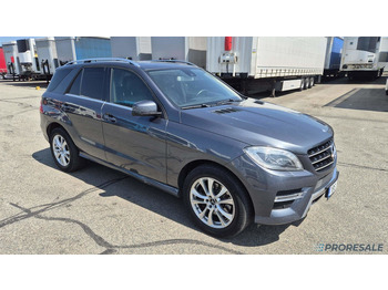 Personenwagen MERCEDES-BENZ