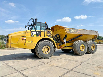 Kiepwagen met knikbesturing CATERPILLAR 745