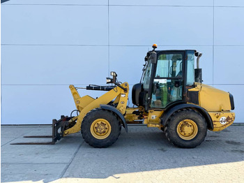 Wiellader CATERPILLAR 906H