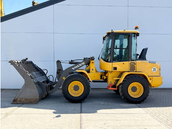 Wiellader VOLVO L30G