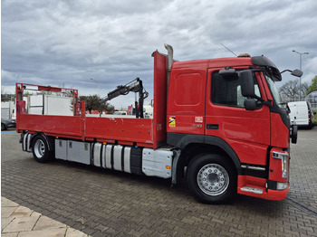 Vrachtwagen met open laadbak VOLVO FM 330
