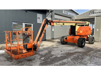 Knikarmhoogwerker JLG