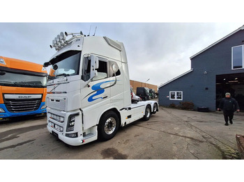 Trekker VOLVO FH16 750