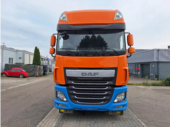 Trekker DAF XF 460 XF 460 MET ZF RETARDER: afbeelding 2 Trekker DAF XF 460 XF 460 MET ZF RETARDER: afbeelding 2