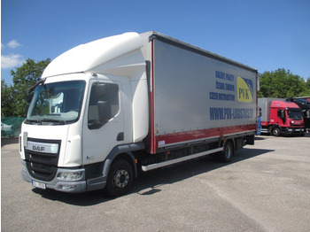 Vrachtwagen met open laadbak DAF LF 260