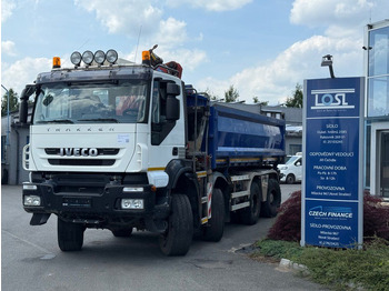 Kipper vrachtwagen IVECO Trakker