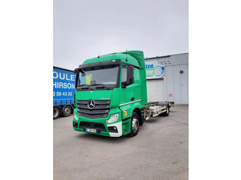 Chassis vrachtwagen MERCEDES-BENZ Actros 1836