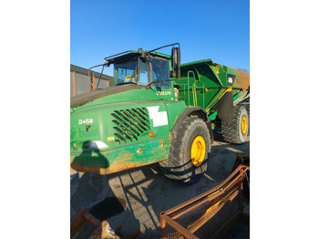 Kiepwagen met knikbesturing VOLVO A40D