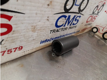 Vooras New Holland Case Tm, T7, T6000, Mxm Fwd Drive Shaft Coupling Front 5143597: afbeelding 2