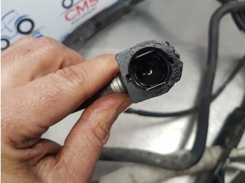 Geluiddemper/ Uitlaatsysteem voor Tractor New Holland T7.200, T7.170, T7.185, Case Puma, Adblue Conduit Assy 84180432: afbeelding 3