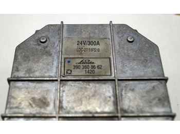 ECU voor Intern transport Linde 3903608662 | Rij regeling Drive controller 24V/300A LDC-2711fs10 version 1: afbeelding 2