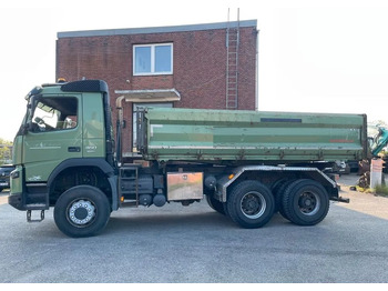 Kipper vrachtwagen VOLVO