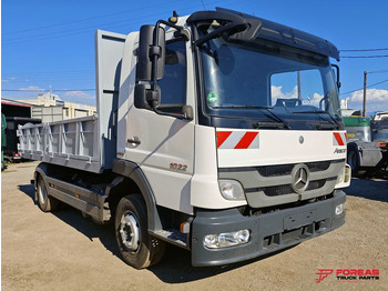 Kipper vrachtwagen MERCEDES-BENZ Atego