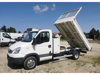 Kipper bestelwagen IVECO Daily 35C15