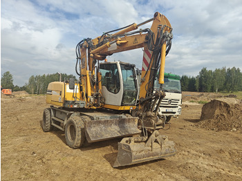 Mobiele graafmachine LIEBHERR